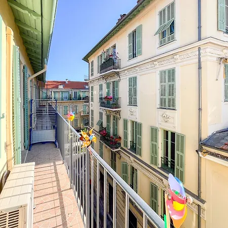 Barralis Hyper Center 2 Pers Ac Wifi